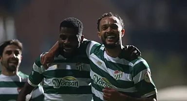 Bursaspor Ankara’da gol yağdırdı lider oldu
