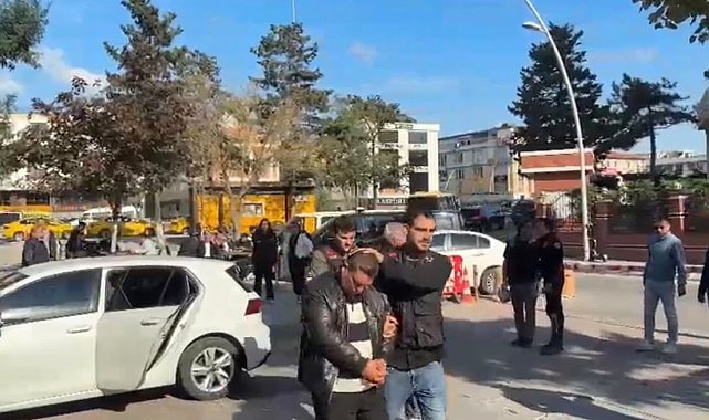 Büyükçekmece'de memurluk vaadiyle 5 kişiyi dolandıran sahte savcı tutuklandı