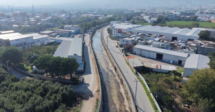 Büyükşehir’den derelerde kapsamlı temizlik çalışması