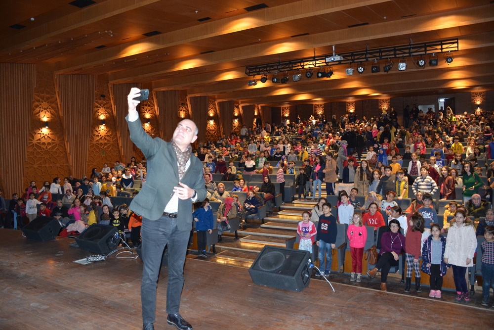 Çocuk etkinlikleri festivali yoğun ilgi gördü