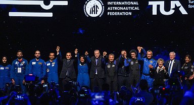 Erdoğan: Ay uzay aracının üretimini tamamladık