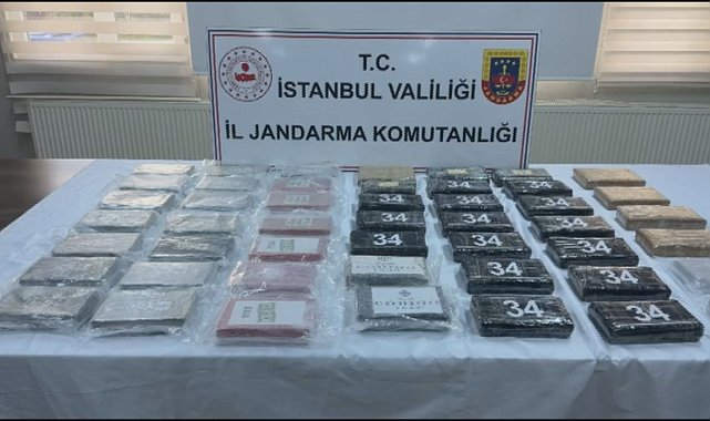 Eyüpsultan'da bir araçta yaklaşık 50 kilogram kokain ele geçirildi