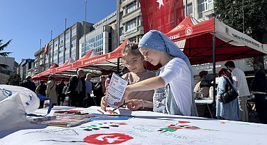 Filistinli çocuklar için resim çizdiler