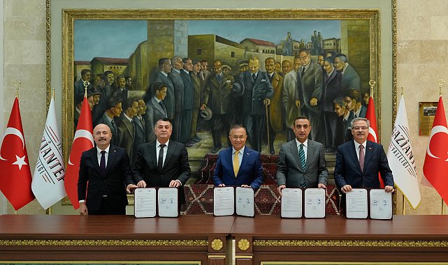 Gaziantep'te 65 bin öğrenciye ayakkabı desteği