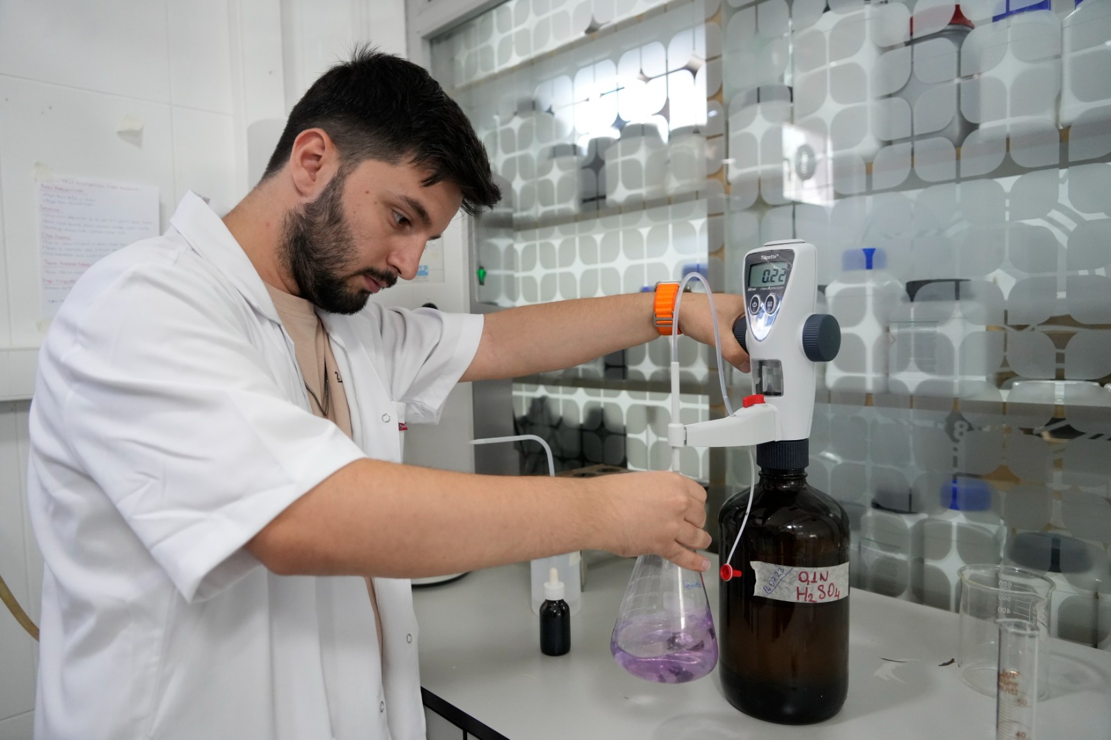 Gemlik’teki o laboratuvar çiftçilere rehber oluyor