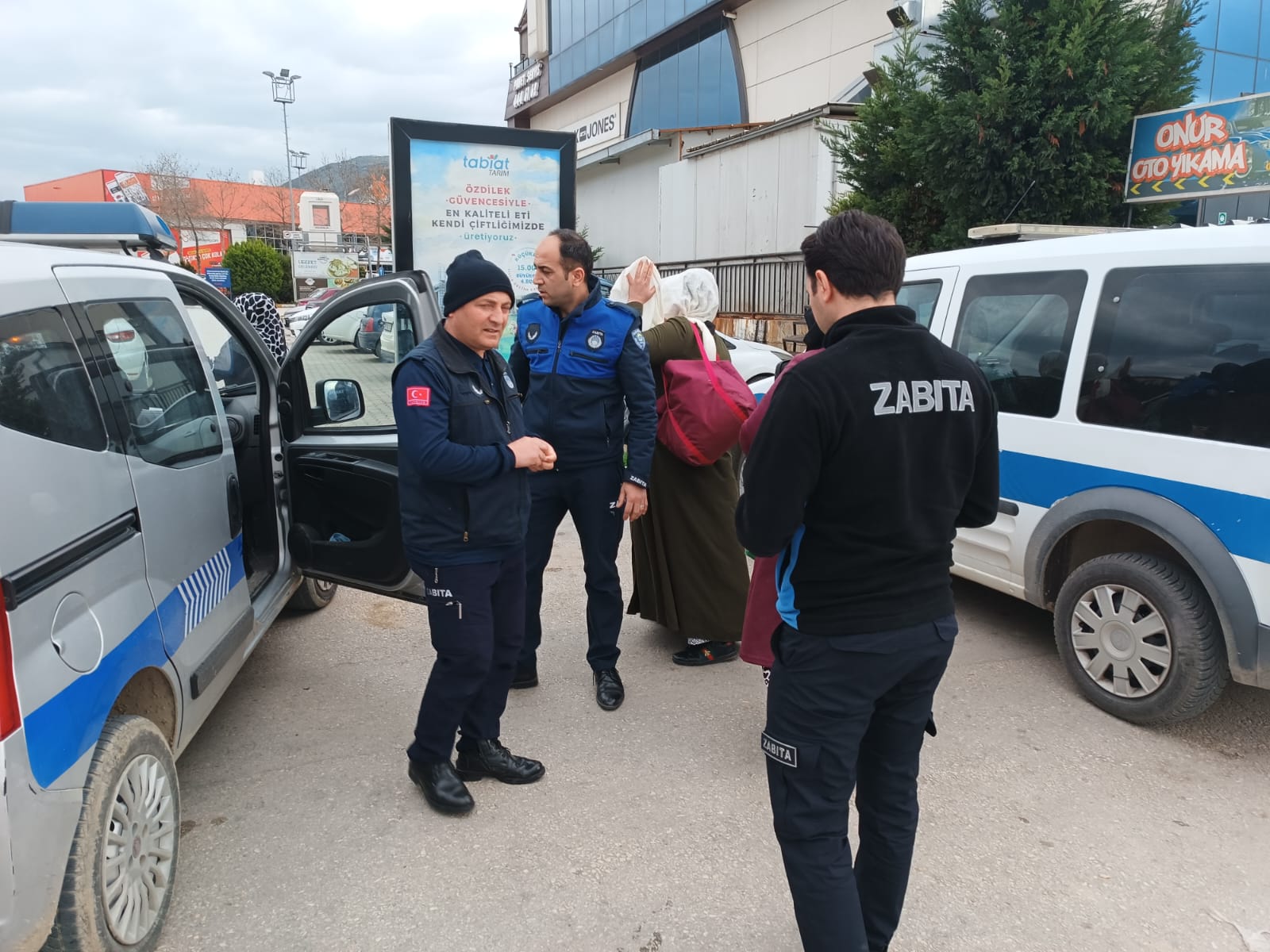 Gemlik zabıtası görev başında
