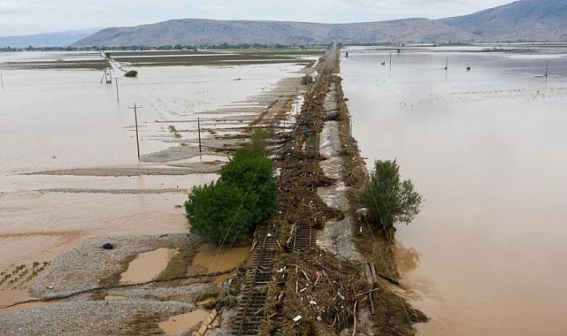 Girit Adası'nda şiddetli yağış ve rüzgar nedeniyle bir kişi hayatını kaybetti