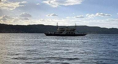 Gökçeada ve Bozcaada feribot seferlerine fırtına engeli