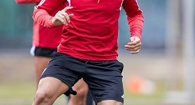 Kayserispor, günü çift antrenmanla tamamladı