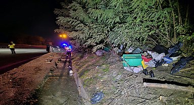 Kaza yaptıktan sonra minibüsündeki hasara bakarken TIR'ın çarptığı sürücü öldü