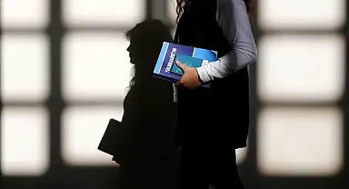 Kesilen öğrenci bursları için emsal karar