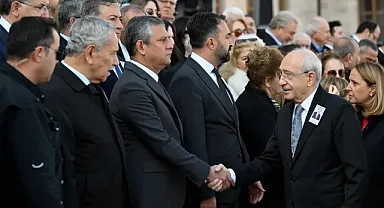 Kılıçdaroğlu ile Özel tokalaştı