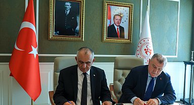 KKTC'de iki yükseköğrenim öğrenci yurdu yapılacak