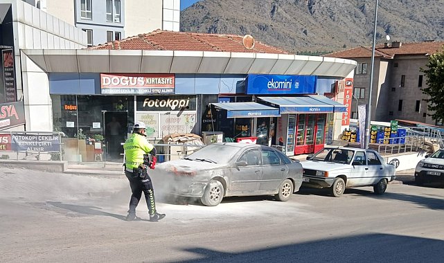 KPSS'ye girdi, sınav sırasında otomobili yandı