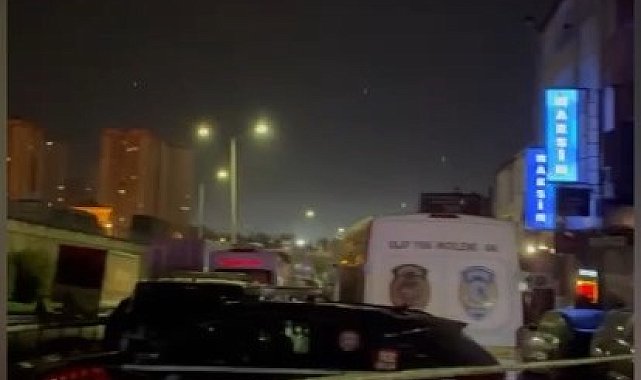 Küçükçekmece'de müzikholde silahlı çatışma: 1'i polis 2 kişi hayatını kaybetti