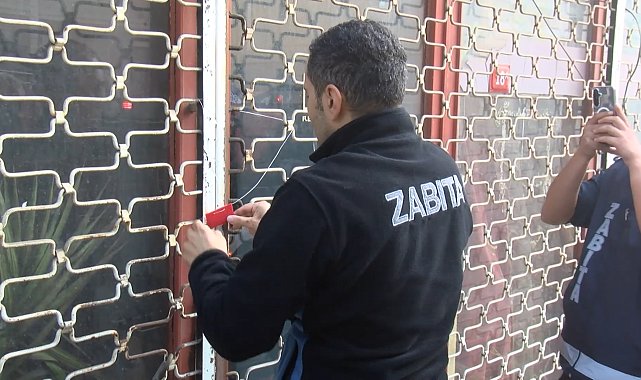 Maltepe'de 3 katı çöken binanın çevresindeki 2 bina mühürlendi