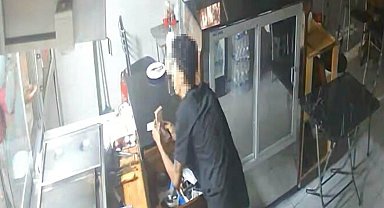 Manisa'da restoranda hırsızlık kamerada