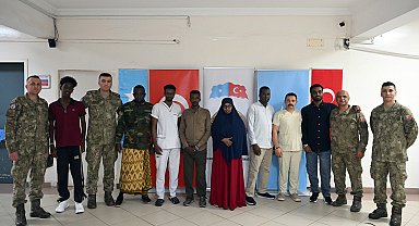 MSB'den Somali Silahlı Kuvvetleri gazilerine protez bacak desteği