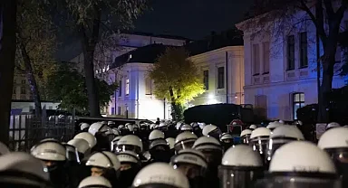 O ülkede yargı krizi! Cumhurbaşkanı uçağını havadayken geri döndürdü