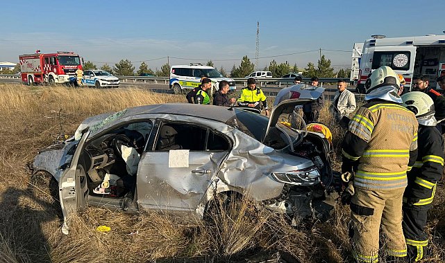 Otomobil, takla atıp tarlaya uçtu: 1 ağır, 3 yaralı
