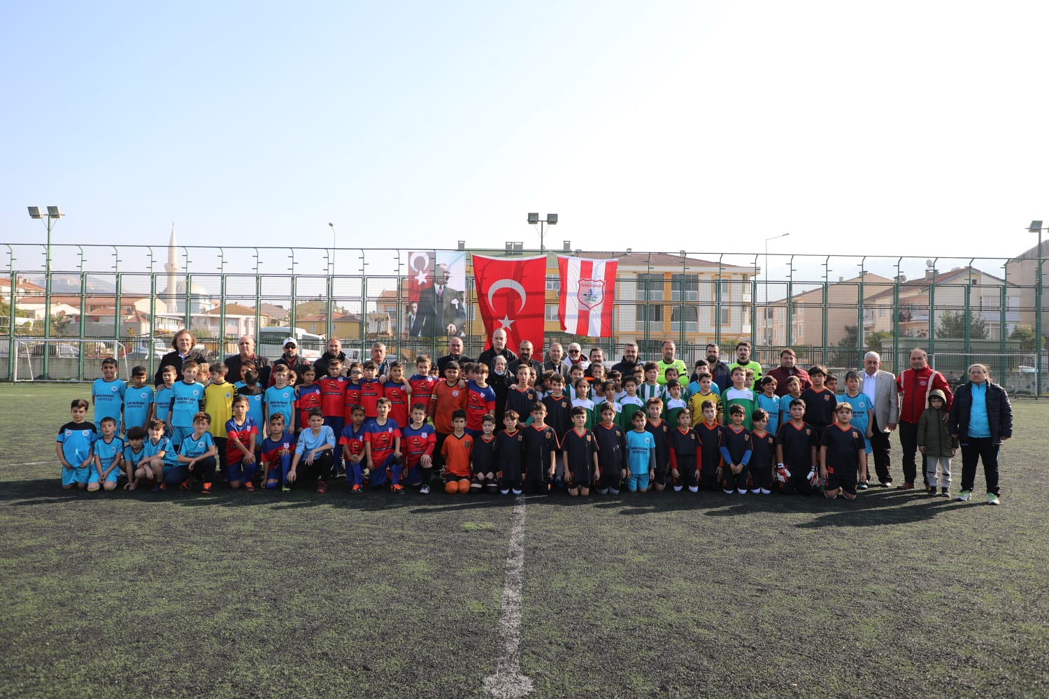 Özgür Aksoy, futbol turnuvası ile anıldı