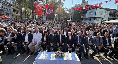Özgür Özel Bursa’ya geldi!