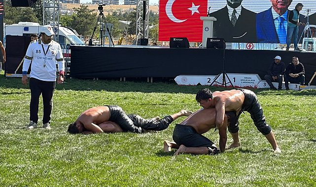 Sincan Belediyesi'nden yağlı pehlivan güreşleri