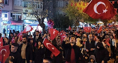 Siyasi isimlerden 29 Ekim mesajları