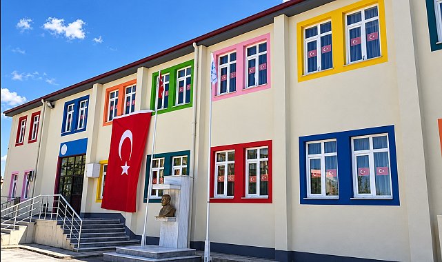 Temizlik malzemeleri karıştırılınca gaz açığa çıktı; 14 öğrenci hastanelik oldu