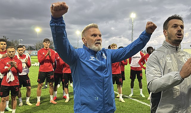 Thorsten Fink: Cumartesi günü şehir şehire, taraftarlar taraftarlara karşı olacak