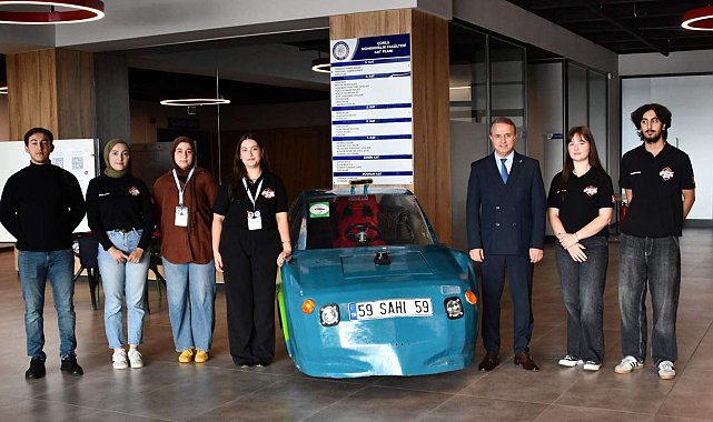 Üniversite öğrencileri otonom araç üretti