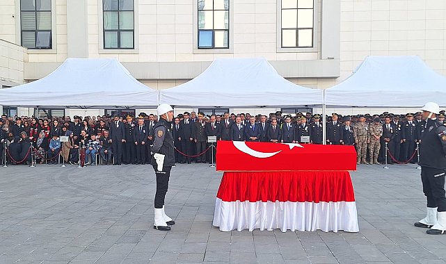 Uygulama noktasında şehit edilen polis memuru için tören düzenlendi