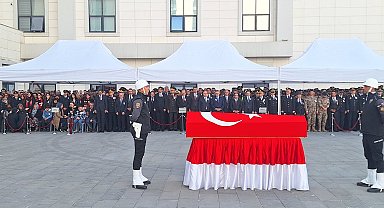 Uygulama noktasında şehit edilen polis memuru için tören düzenlendi