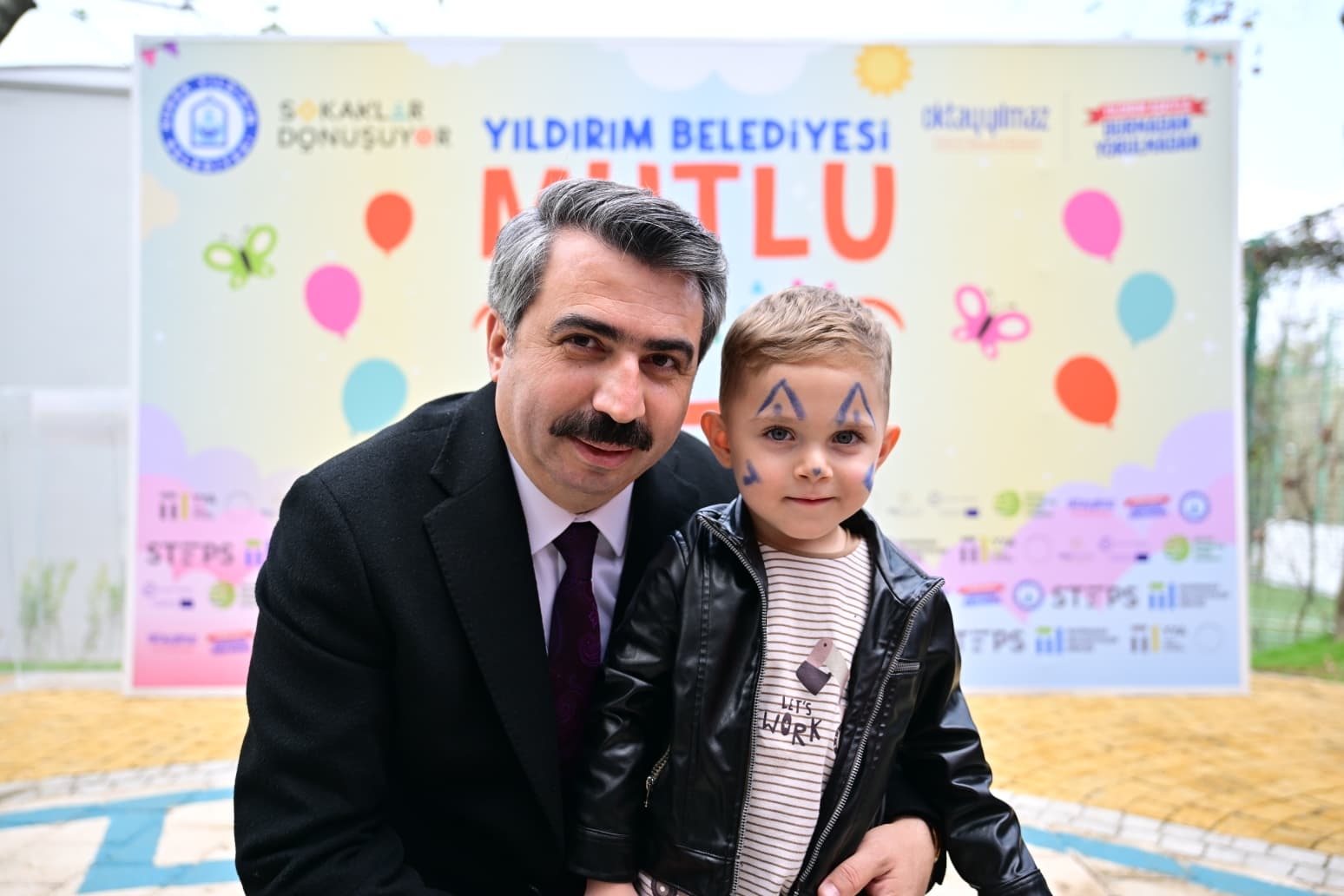 Yıldırım belediyesi, çocukların güvenle oyun ...