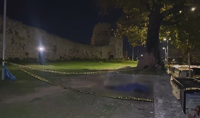 Zeytinburnu'nda surlarda erkek cesedi bulundu